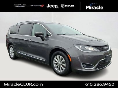 Used 2018 Chrysler Pacifica Touring-L