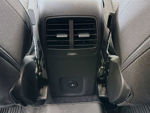 Used 2023 Ford Escape Active w/ Tech Pack #2 AWD/4WD image 26