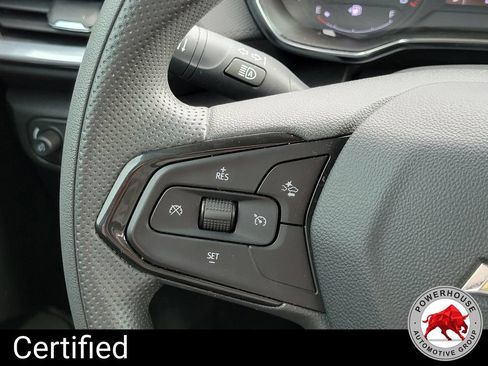 Used 2023 Chevrolet TrailBlazer LT FWD image 27