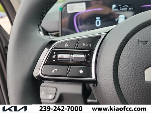New 2026 Kia Seltos S FWD image 22