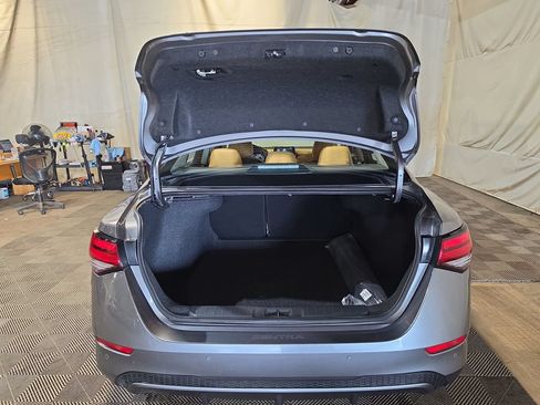 Used 2025 Nissan Sentra SV w/ SV Premium Package FWD image 20