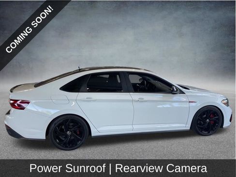 Used 2023 Volkswagen Jetta GLI Autobahn FWD image 5