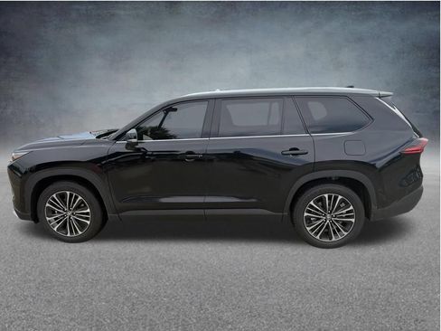 Used 2026 Toyota Grand Highlander AWD Hybrid image 8