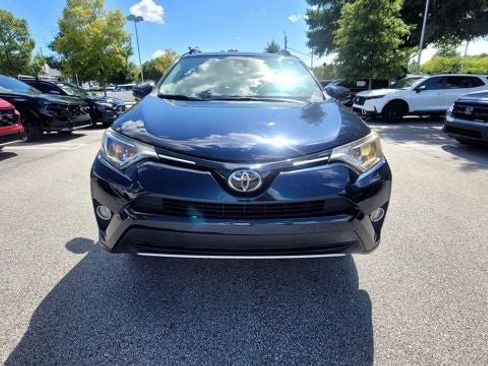 Used 2018 Toyota RAV4 XLE FWD image 3