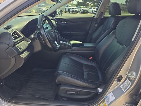 Used 2020 Honda Insight Touring image 15