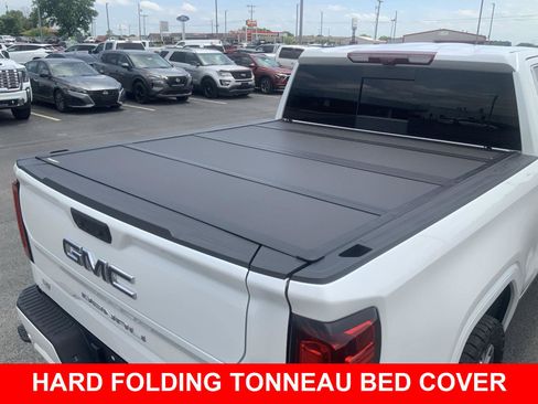 Used 2025 GMC Sierra 1500 Denali Ultimate AWD/4WD image 19