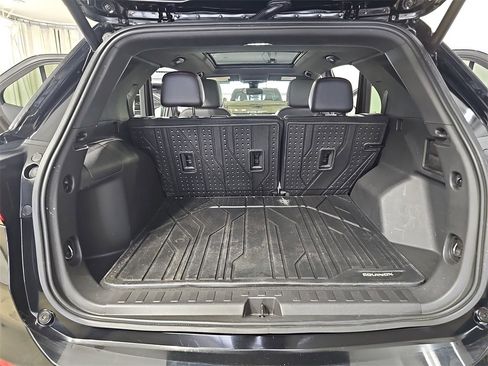 Certified 2023 Chevrolet Equinox RS w/ LPO, Floor Liner Package image 15