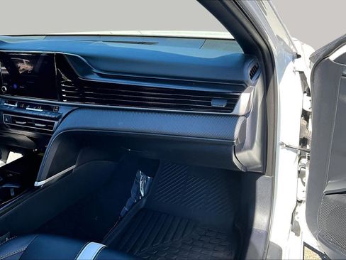 Certified 2025 Toyota Camry SE FWD image 18