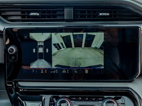 Used 2026 GMC Sierra 2500 AT4 w/ AT4 Premium Plus Package image 25