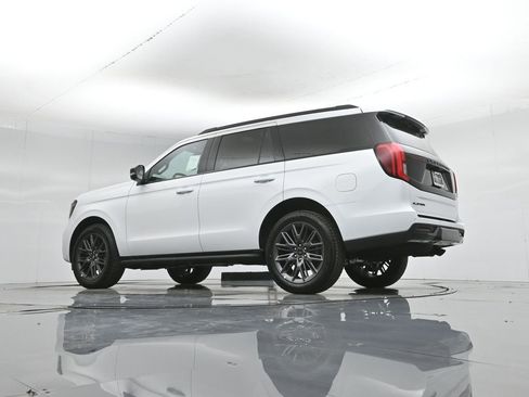 New 2026 Ford Expedition Platinum image 54