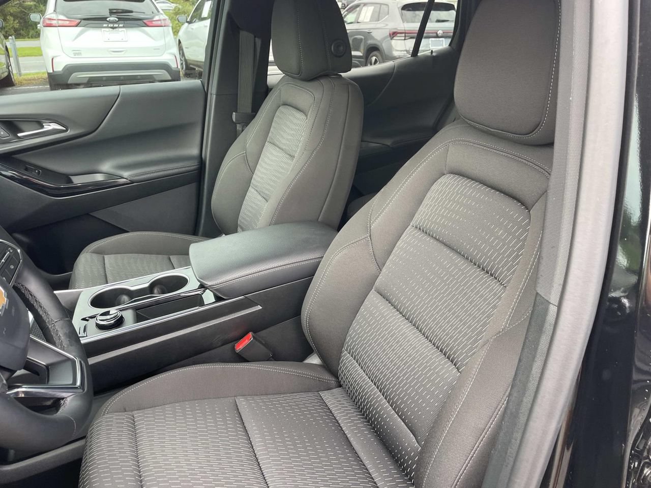 Used 2026 Chevrolet Equinox LT FWD image 15