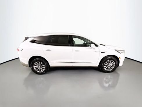 Used 2023 Buick Enclave Essence FWD image 8