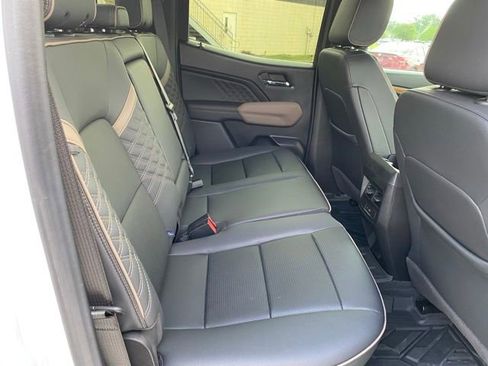 Used 2024 GMC Canyon Denali AWD/4WD image 26