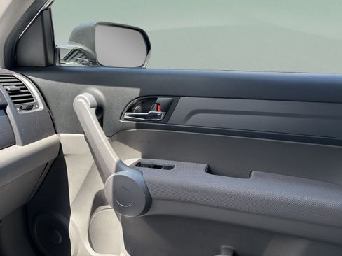 Used 2007 Honda CR-V LX image 15