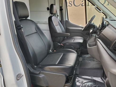 Used 2021 Ford Transit 250 Medium Roof image 15