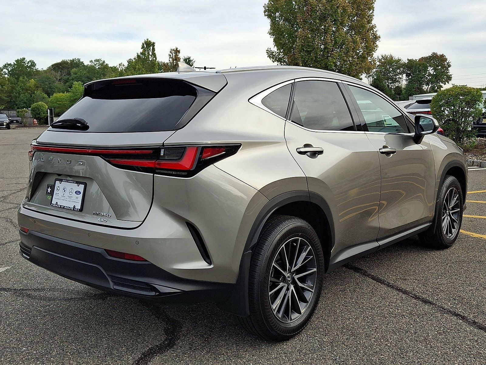 Certified 2024 Lexus NX 350 AWD image 7
