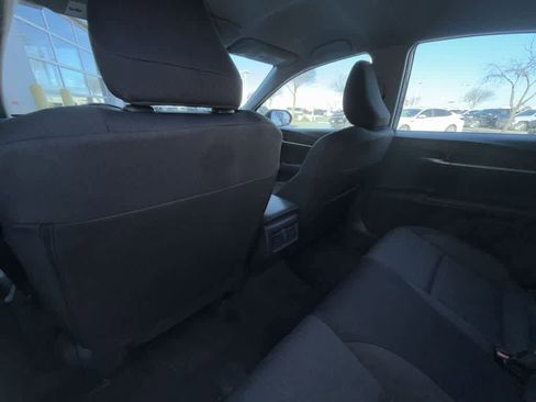 Used 2025 Toyota Camry LE image 11