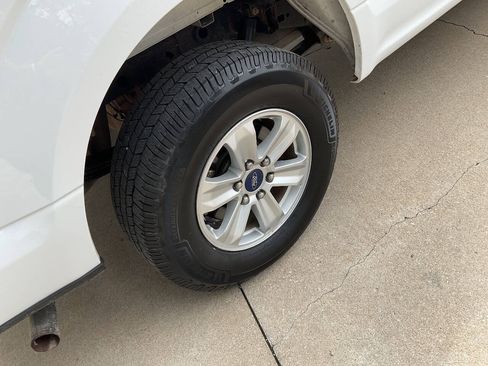 Used 2019 Ford F150 XL w/ Equipment Group 101A Mid RWD image 9