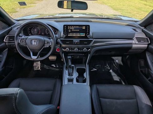 Used 2019 Honda Accord Sport image 14