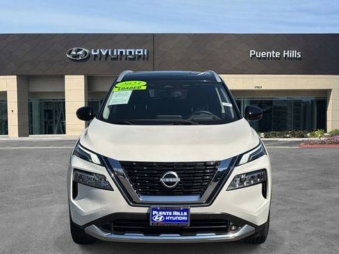 Used 2023 Nissan Rogue Platinum w/ Platinum Premium Package image 2