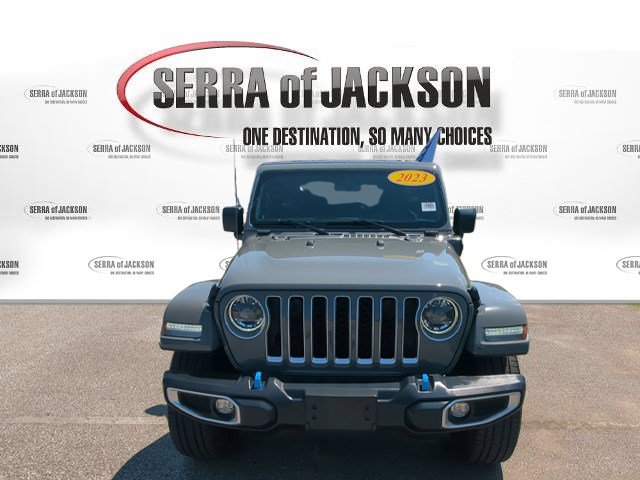 Used 2023 Jeep Wrangler Unlimited Sahara w/ Cold Weather Group AWD/4WD image 3