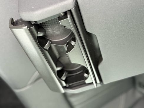 Used 2019 Audi e-tron Premium Plus image 43