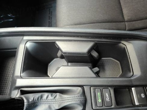 Used 2025 Honda Accord LX image 46