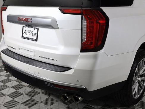 Used 2021 GMC Yukon Denali w/ Denali Premium Package image 55