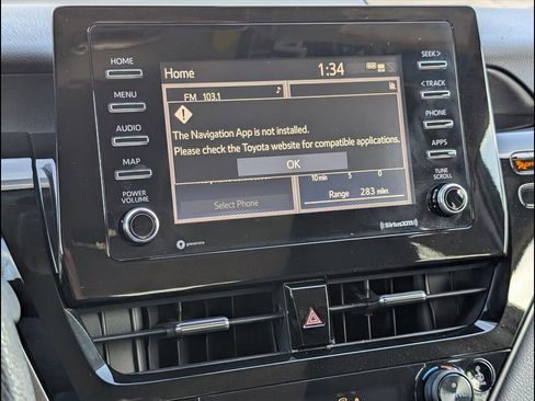 Used 2022 Toyota Camry LE image 17