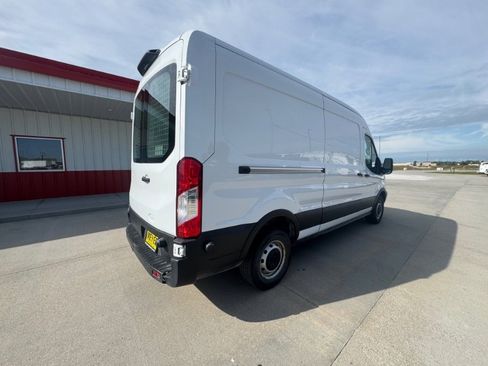 Used 2019 Ford Transit 250 image 8