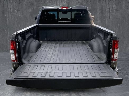 Used 2022 RAM 1500 Big Horn AWD/4WD image 7