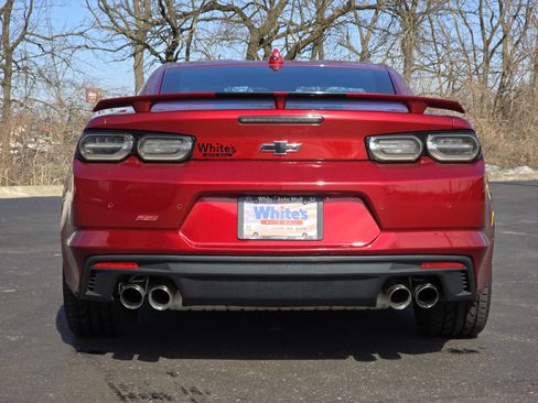 Used 2021 Chevrolet Camaro SS image 23