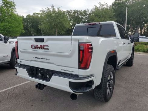 Used 2025 GMC Sierra 2500 Denali w/ Denali Reserve Package AWD/4WD image 4