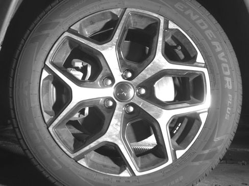 Used 2025 Jeep Compass Limited image 12