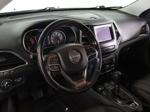 Used 2021 Jeep Cherokee Latitude Lux image 24