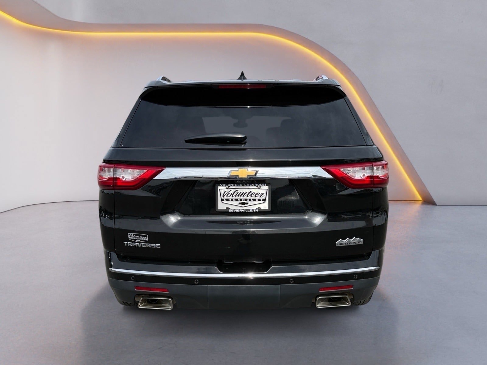 Used 2020 Chevrolet Traverse High Country FWD image 4