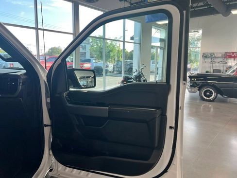 Used 2025 Ford F150 XLT w/ Equipment Group 301A Standard AWD/4WD image 21