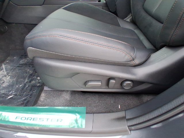 New 2026 Subaru Forester Touring AWD/4WD image 12