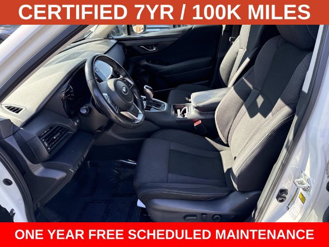 Used 2025 Subaru Outback Premium AWD/4WD image 14
