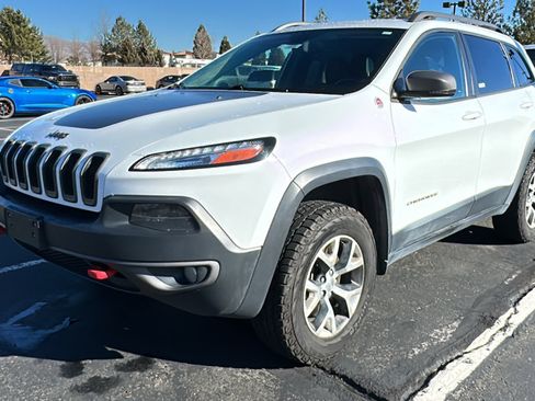 Used 2015 Jeep Cherokee Trailhawk w/ Comfort/Convenience Group image 3