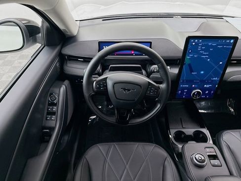 Used 2024 Ford Mustang Mach-E Select image 21