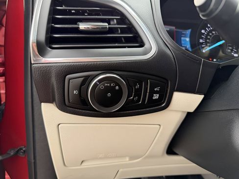Used 2024 Ford Edge Titanium w/ Equipment Group 301A AWD/4WD image 26