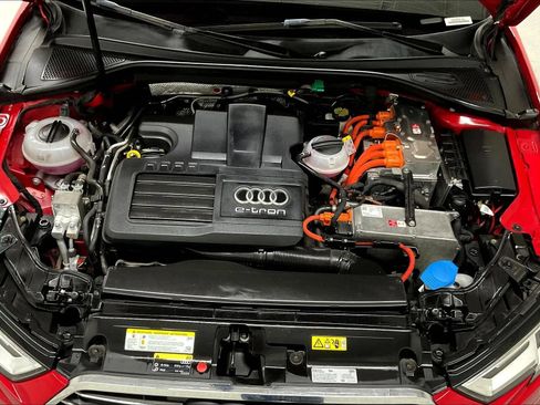 Used 2017 Audi A3 e-tron Premium w/ Sport Package FWD image 34