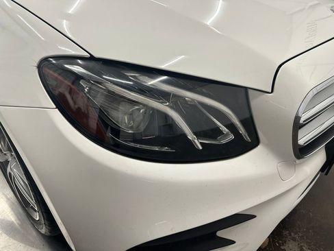 Used 2019 Mercedes-Benz E 300 image 8