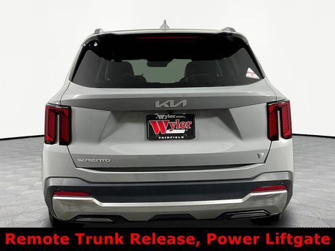 Used 2025 Kia Sorento SX FWD image 5