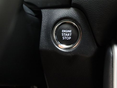 Used 2025 Toyota RAV4 XLE Premium FWD image 18