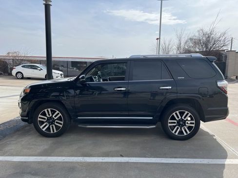 Used 2017 Toyota 4Runner Limited image 1