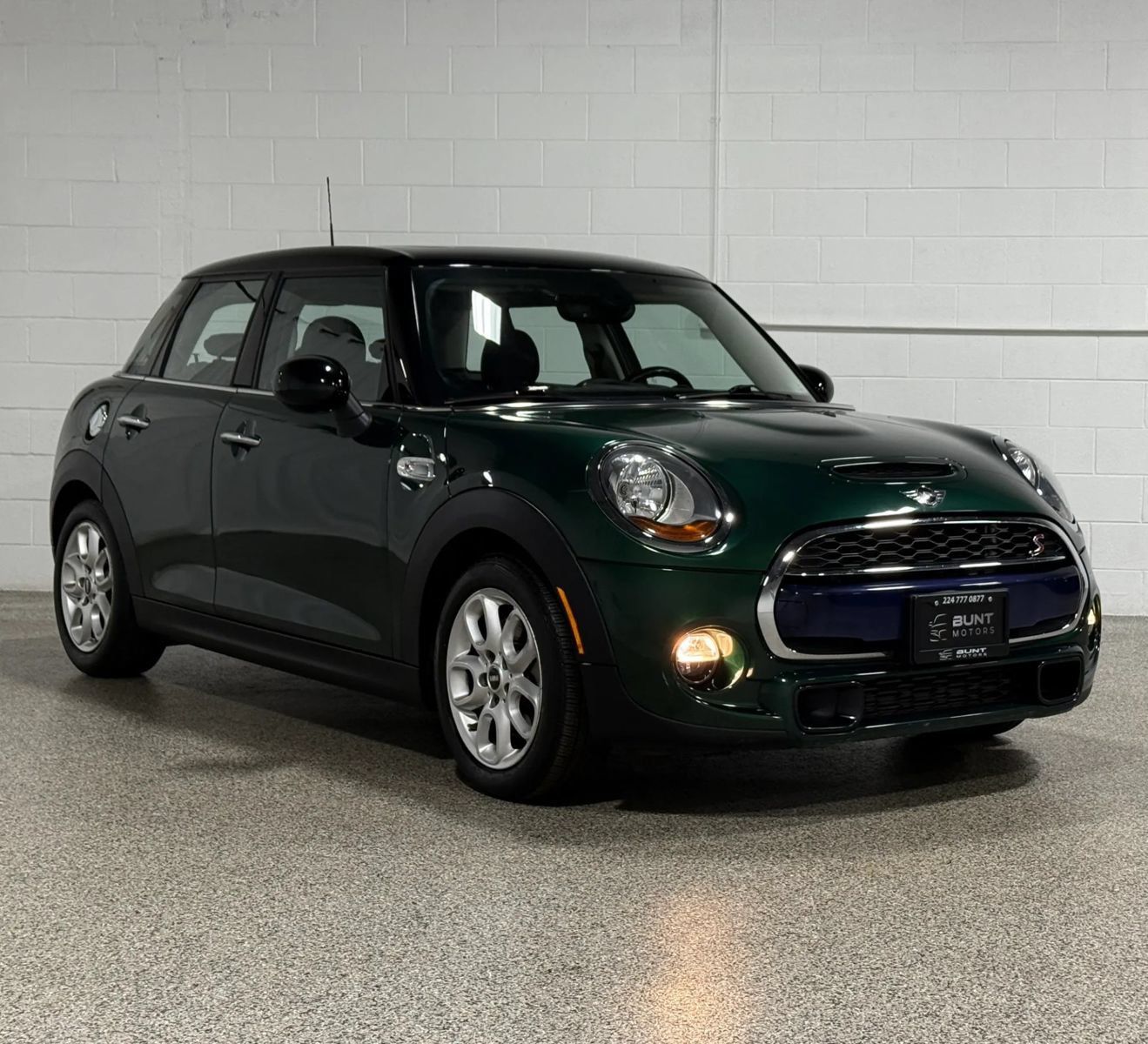Used 2016 MINI Cooper S FWD image 4