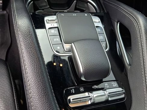 Used 2020 Mercedes-Benz GLS 580 4MATIC image 13