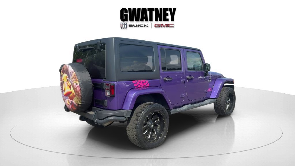 Used 2016 Jeep Wrangler Unlimited Sahara w/ Dual Top Group AWD/4WD image 5